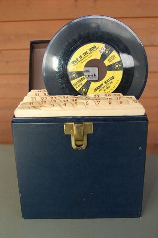 Vintage Platter Pak carrying case filled with 49 vinyl 45 rpm records 5
