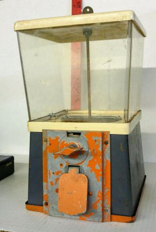 Vintage 5 Cent Candy Gumball Peanut Vending Machine - Jaw Teasers