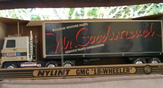 Nylint Toy Gmc Mr Goodwrench 18 Wheeler Truck