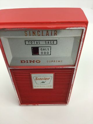 Vintage Sinclair Gasoline Gas Station A M Portable Red Dino Radio