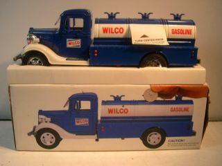 1986 Wilco Hess Toy Truck Bank.