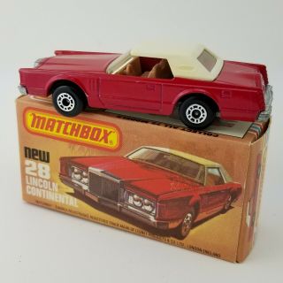 Matchbox Lesney Vtg 1978 No 28 Lincoln Continental Red Car White Top 062