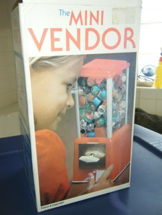 Vintage Gumball/vending Mini Vendor Machine With Charms In Capsules
