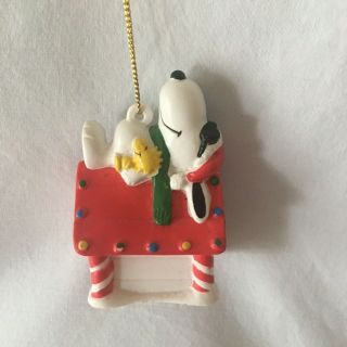 Vintage Snoopy Woodstock Dog House Ornament United Feature Syndicate Peanuts