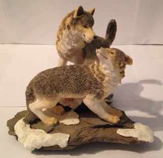 Wolf / Wolves Figurine - Gray Wolf Pack,  Soul Mates - 1995 Westland - 5 " Tall