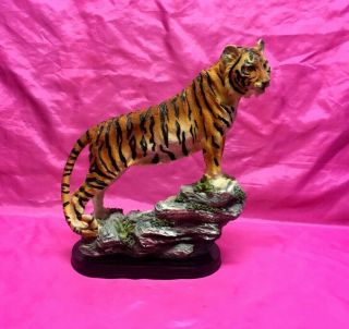 Vintage Highly Detailed Realistic Orange Bengal Tiger Figurine Statue 11 " Tall