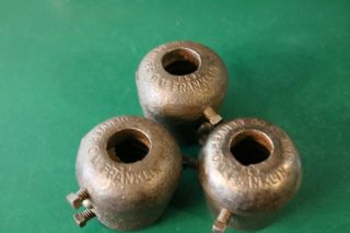 3 Vintage Cast Iron O.  M.  Franklin Serum Co.  Denver Bull Cow Horn Weights 2