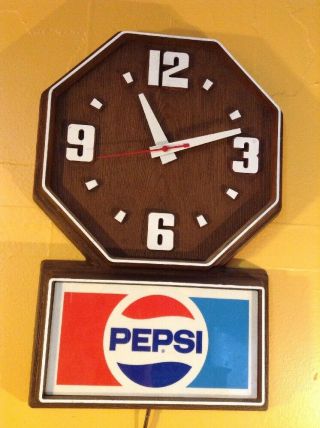 Vintage Pepsi Advertising Faux Wood Electric Wall Clock