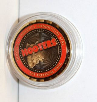 HOOTERS OF AMERICA PRESIDENTIAL SEAL WORLD WIDE WING COMMANDER II COIN TOKEN 6