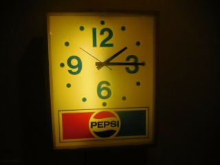 Vintage Rare Pepsi Cola Soda Pop Advertising Wall Light Up Clock Sign 18 " X 15 "