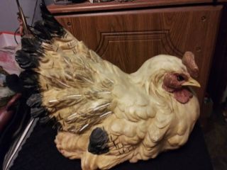 Large Life Size Sitting Hen Resin Chicken Statue Figure Lawn Garden Ornament