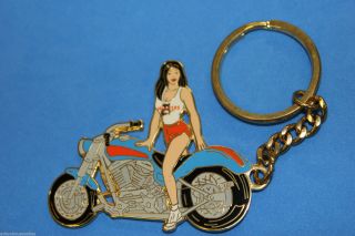 Hooters Brunette Girl Biker Hog Motorcycle Bike Keychain Atlanta Ga Gold