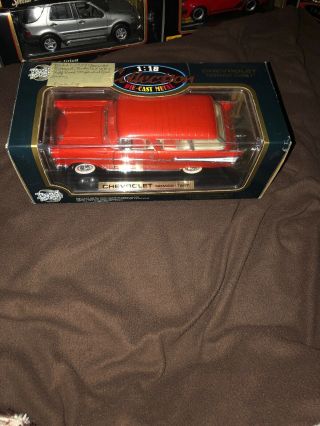 1/18 Road Legends (red) 1957 Chevrolet Nomad