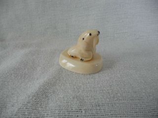 " Ivory " Look Alike Figurine - Small Walrus - Hard Plastic Composite Material