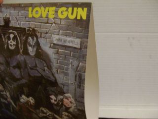 KISS Love Gun RARE Russian Only Different cover 3