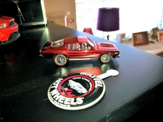 1968 Hot Wheels Redlines 1969 Custom Barracuda In Red With Metal Button