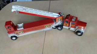 Vintage Tonka Hook and Ladder Fire Engine Truck 2 Extending Ladder 33 Inch 2
