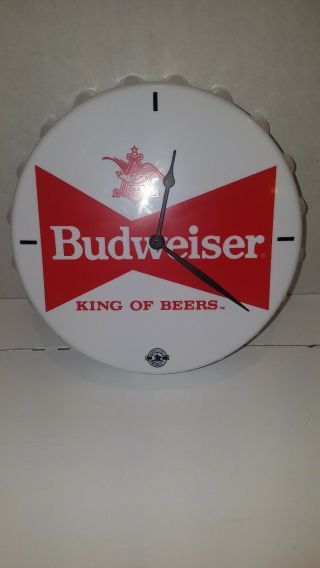 Vintage Budweiser Beer Bottle Cap Wall Clock “king Of Beers” Great