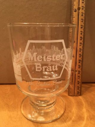 Meister Brau Beer (8 Glass Set) 5 " In Footed Chicago Skyline Glasses Mancave