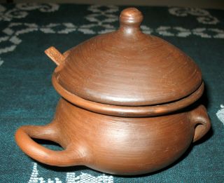 Chilean Pomaireware Pottery Pig Dish Bean Pot with Wooden Spoon Chile 4