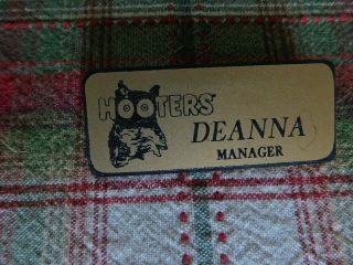 Hooters Restaurant Official Girl Deanna Name Tag (pin) Manager