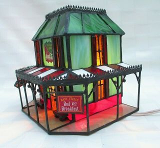 COCA COLA 1997 STAINED GLASS LIGHTED VICTORIAN HOTEL LAMP NIGHTLIGHT 7