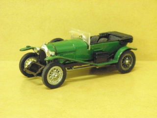 1:43 1927 3 - Litre Bentley (green) Corgi C861