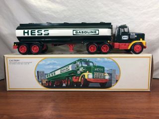 Vintage Nos 1984 Hess Toy Truck Bank Gasoline Tanker In The Box