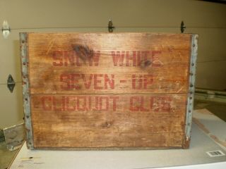 Saxton Bottling Snow White 7 - Up Clicquot Club Soda Bottle Wood Crate Bedford Pa