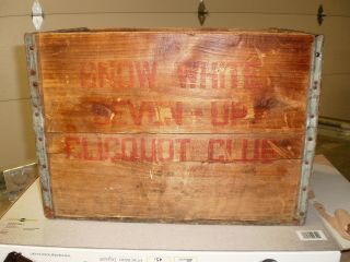 Saxton Bottling Snow White 7 - up Clicquot Club Soda Bottle Wood Crate Bedford Pa 3