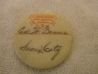 Mccormick - Deering Farm Machines & Implements Bigger Pin Back Button Sioux City