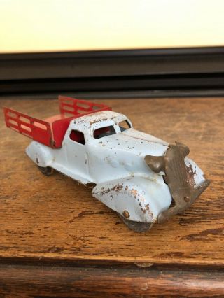 1930’s Wyandotte Miniature Dump Truck