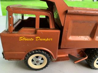 Vintage STRUCTO Toy Dump Truck Brown 1960 ' s pressed steel 6 wheels 7