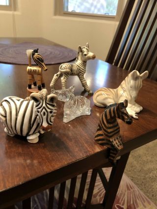 6 Collectable Zebras.