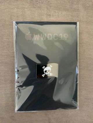 Wwdc19 Pirate Flag Skull And Crossbones Magnetic Pin Wwdc 2019
