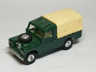 Vintage Corgi Toys Land Rover 109 W.  B.  Green