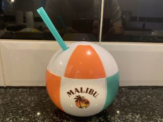 4x Malibu Beach Ball Cups 50x Drinks Stirrers And 20x Straws Pub Shed Bar Cave 2