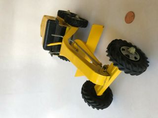 Vintage Structo Road Grader,  Yellow Pressed Steel Great Awesome 5