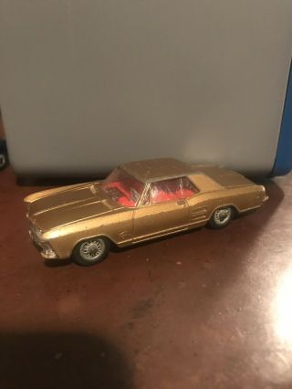 Corgi 245 1963 Buick Riviera Gold - Absolutely 1:43 1/43 Scale