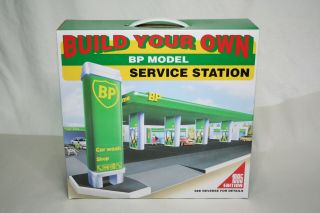 Build Your Own Bp Model Service Station – 1995 Edition - Box