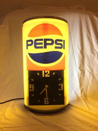 LARGE Vintage Pepsi Cola Can Electric Light Up Wall Clock 5