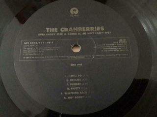 THE CRANBERRIES Everybody Else Is Doing It So Why Can ' t We? Rare Ltd Ed Vinyl UK 2
