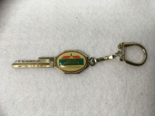 Vintage Howard Johnson’s Gold Key - Membership Key On Chain 36