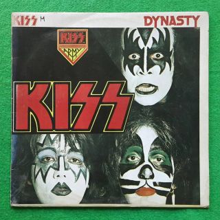 Kiss - Dynasty 3 Members Cover (kiss Army Mark),  Unique Korea Vinyl Lp Vg,  /ex To