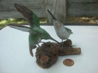 Vintage Collectible Hand Carved Painted Wood 2 Hummingbirds Pair On Branch Twig