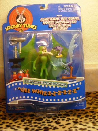 Nib Looney Tunes Acme Flight Suit Outfit Road Runner Wile E.  Coyote Gee Whizzzz