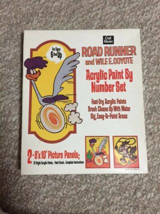 Warner Bros Looney Tunes Road Runner Wile Coyote Vintage Rare Plymouth Nib Toy