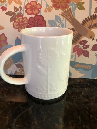 Starbucks White Embossed Daisy Flowers 12 Oz Ceramic Coffee Tea Mug Euc