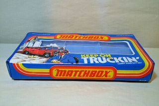 VTG.  MATCHBOX CARRY CASE GIFT SET - EMPTY CASE - HOLDS 12 VEHICLES - 1979 - MADE IN USA 2