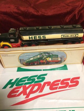 1984 Hess Toy Truck Tanker Bank w/ Box And Insert Vintage Toy 8